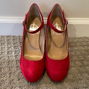 Crown Vintage Mary Jane Pumps